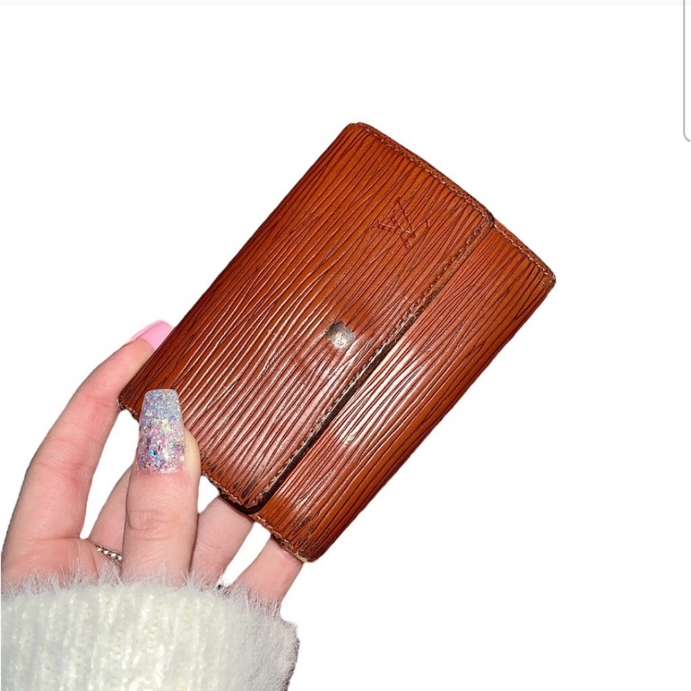 Epi Louis Vuitton Key and Card Holder